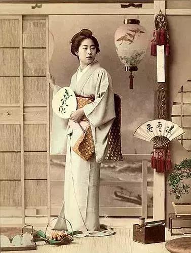 日本国宝级“花魁”,美到女王都吃醋!