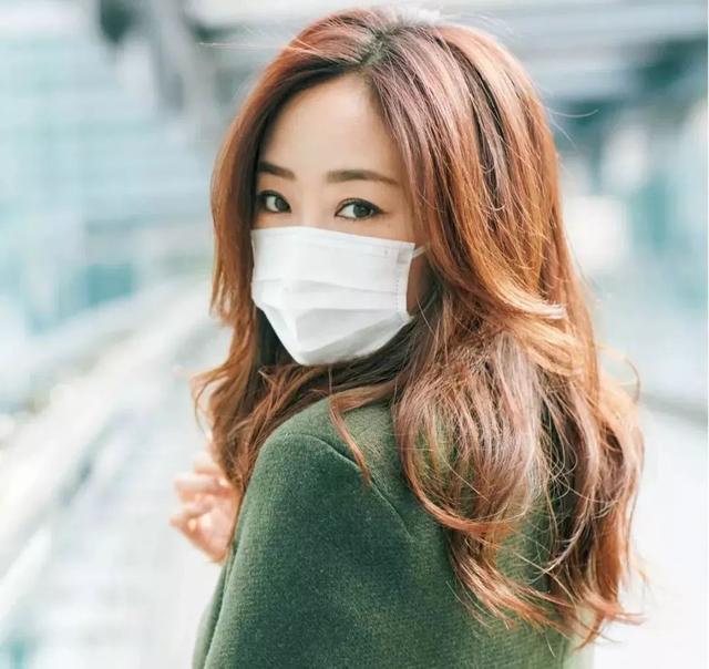 终于知道日本人爱戴口罩的原因!樱花妹们戴口罩的前后对比照真相了……