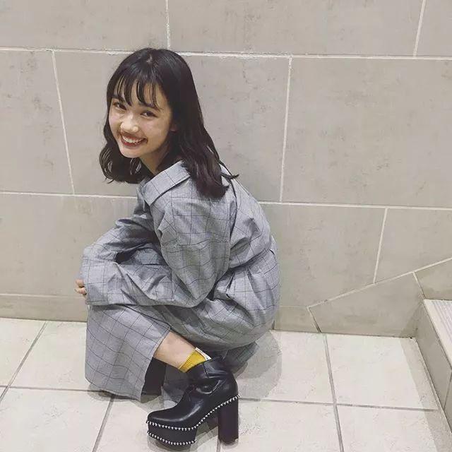 这位摘得日本“最强美颜”称号的17岁少女,到底是什么来头!