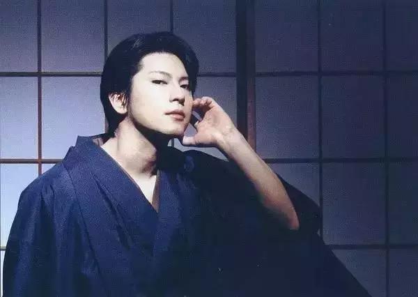 日本“最适合王子称号”的及川光博宣布离婚!原因让人唏嘘!