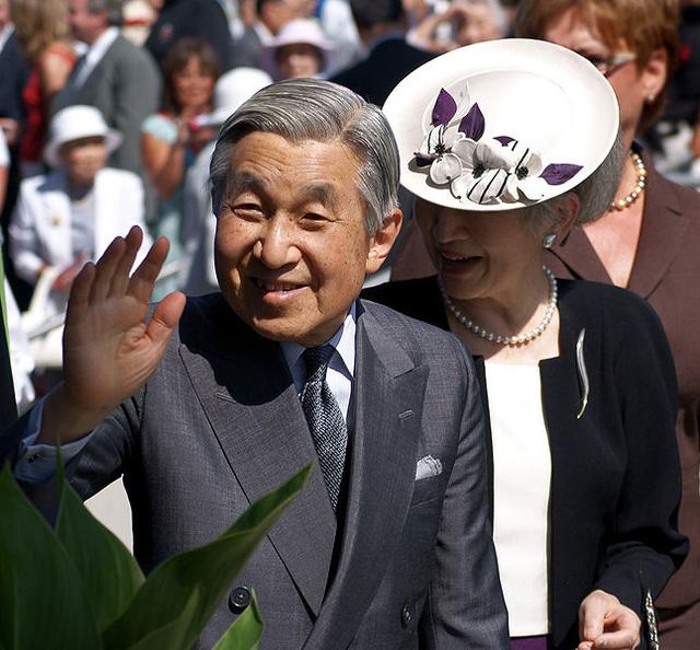 日本新天皇登基仪式涉嫌违反宪法政教分离条款,百人团体发起诉讼