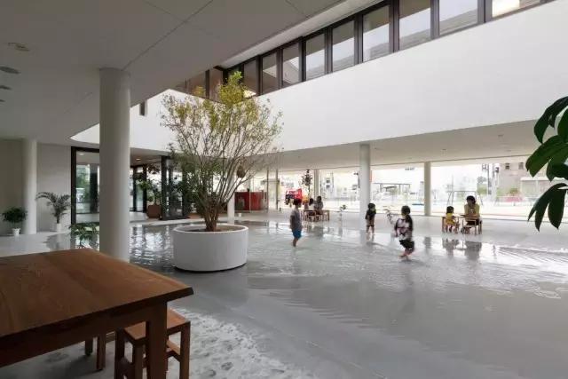看日本对幼儿的教育,才知道我们的孩子是如何被教“傻”的!