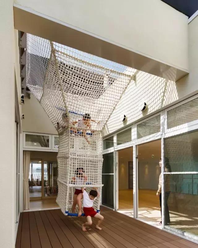 看日本对幼儿的教育,才知道我们的孩子是如何被教“傻”的!