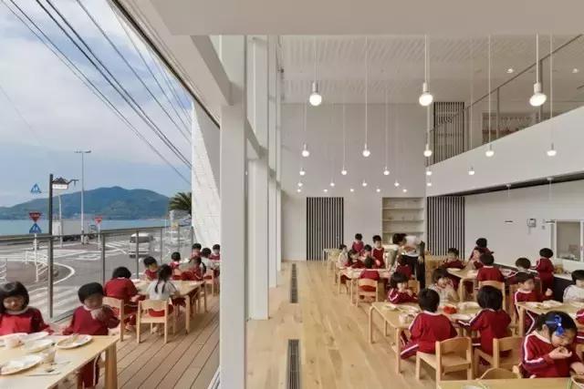 看日本对幼儿的教育,才知道我们的孩子是如何被教“傻”的!