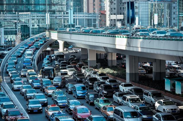 日本东京的车辆是北京的1.6倍，为何东京很少堵车？不得不佩服！