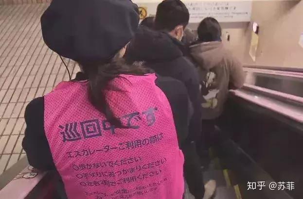 风水轮流转,日本彻底废除扶梯左立右行