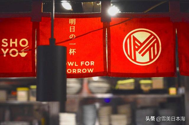 日本大叔把拉面做成米其林,抹茶味惹人爱,贝克汉姆都称赞连连