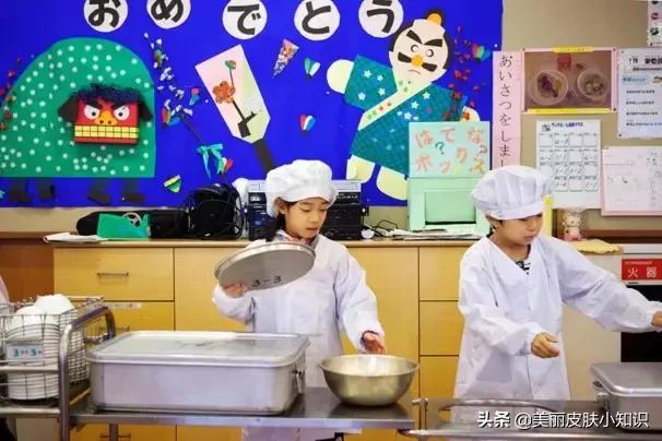 日本小学10元钱的午餐,竟引来1300余万人观看,让人深思...