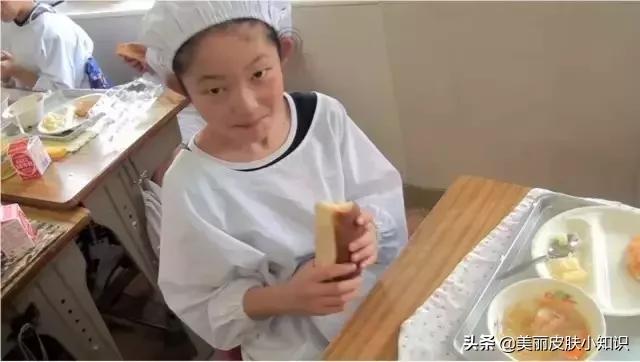 日本小学10元钱的午餐,竟引来1300余万人观看,让人深思...