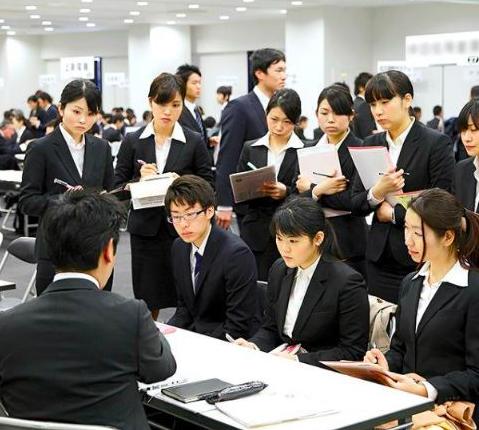 日本留学:找份好工作有多难?揭秘日本知名企业入社难度排行榜!