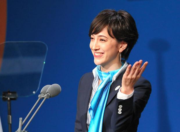 日本前首相小泉次子订婚,女方曾是申奥大使、日法混血女主播