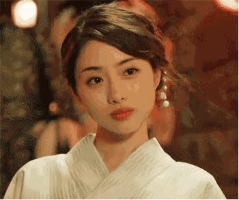 都说日本女人穿衣很精致,那是她们知道,得体的穿搭比美貌更重要