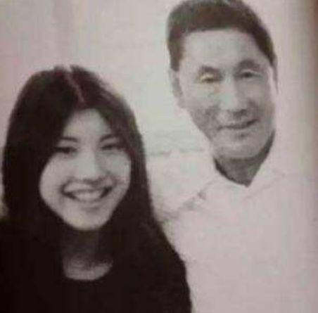 北野武净身出户后被情妇抛弃,哭丧脸接受采访的样子也太好笑了hhh
