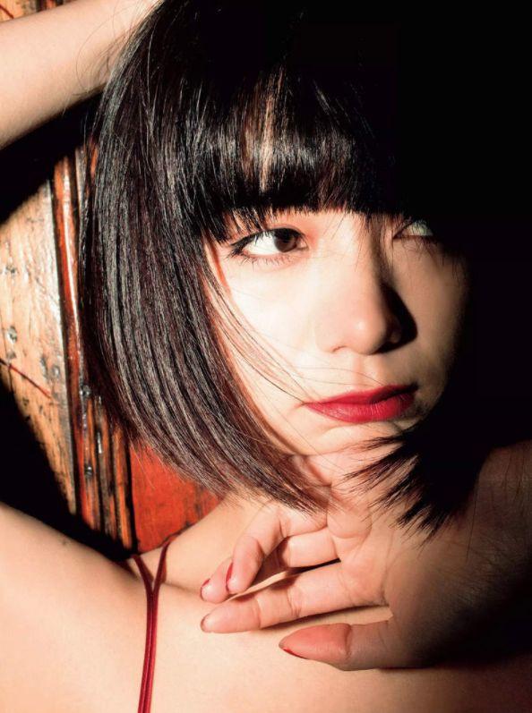 日本女性评选“有理想身材的女星”,大长腿菜菜绪连续4年第一