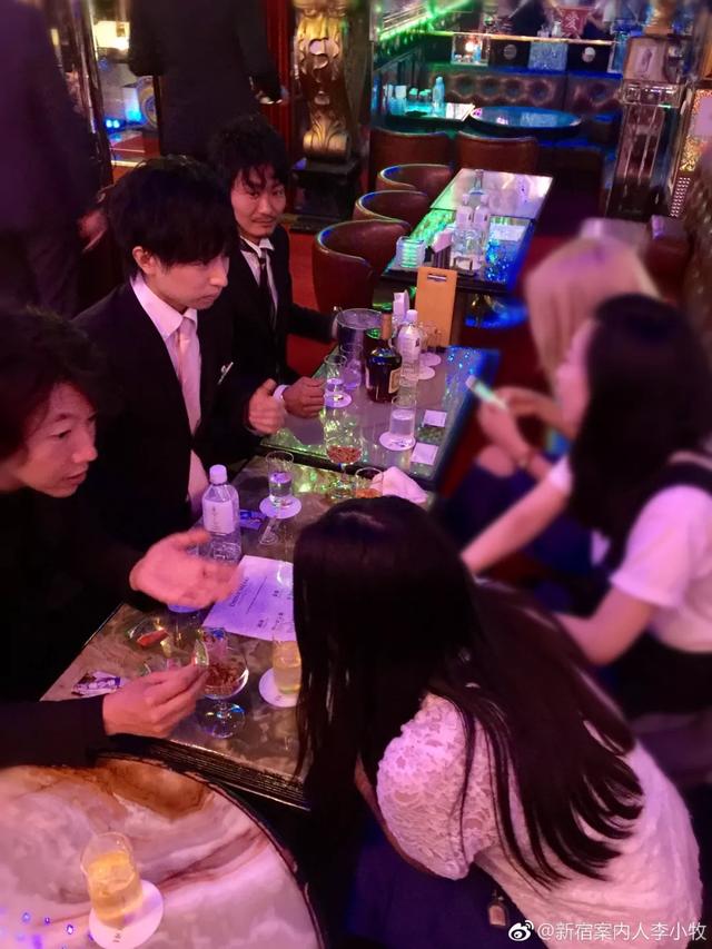 李小牧:我曾经向往的牛郎店,和你们想象中的不一样