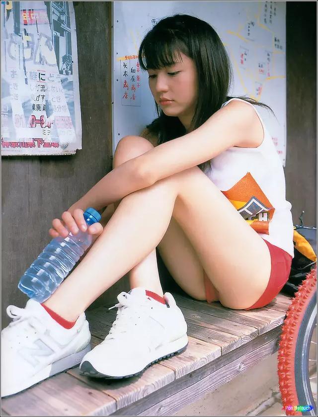 挤走新垣结衣,登顶日本最美,可长成这样,为啥号称日版杨幂?
