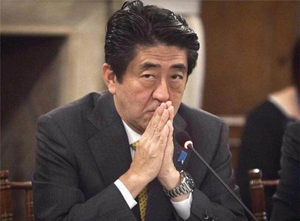 日本在野党动真格的,对安倍晋三展开调查,质疑其滥用公款