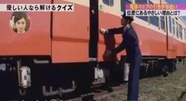 烤香肠划几道口子的真实原因,日本这些小细节真的太温柔了...