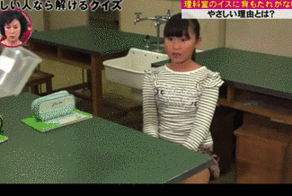 烤香肠划几道口子的真实原因,日本这些小细节真的太温柔了...