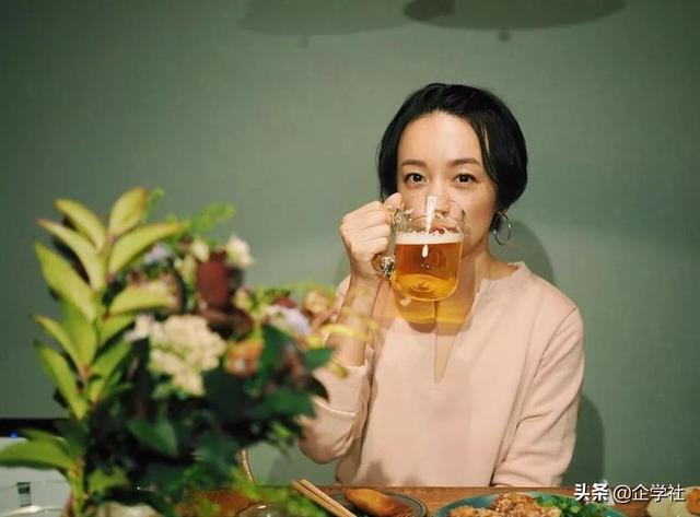37岁日本女演员公开魔鬼式自律，30万网友惊叹：第一条就做不到