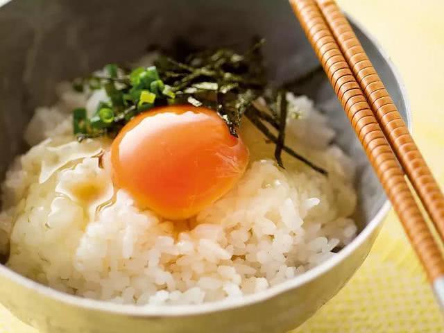 日本的生鸡蛋为什么可以生吃?跟国内有什么不同,原来如此