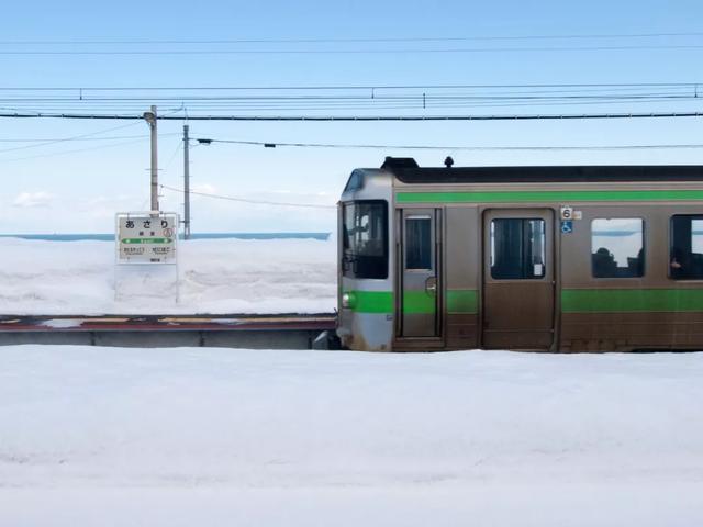 日本最好看的海,都藏在这些车站里