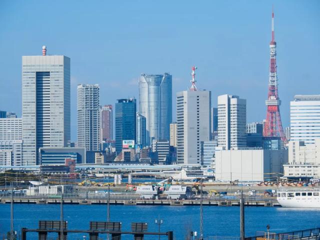 日本最好看的海,都藏在这些车站里