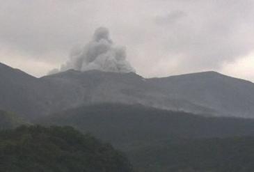 突发！日本火山超强喷发！真的是9级大地震的预警？