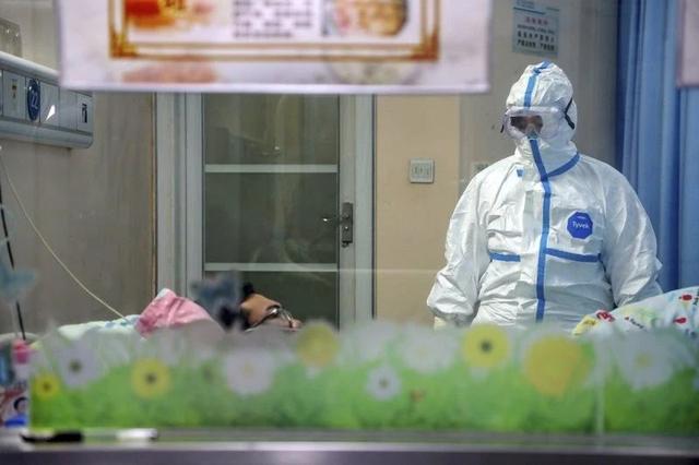 日本豪华邮轮最贵房间近9万元,3711人出海游玩,61人确诊新型肺炎