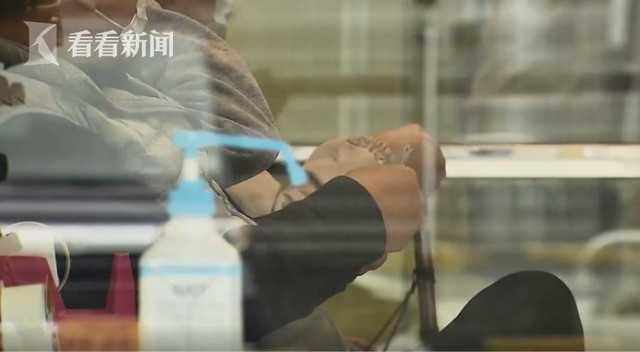 日本疫情扩大 医院出现人传人 安倍建议易感人群:别去人多地方