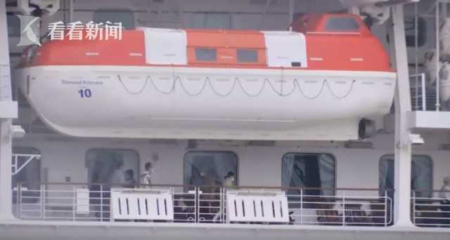 日本疫情扩大 医院出现人传人 安倍建议易感人群:别去人多地方