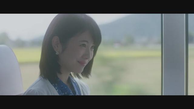 日本00后爆红女演员,滨边美波坚持每天自己做饭