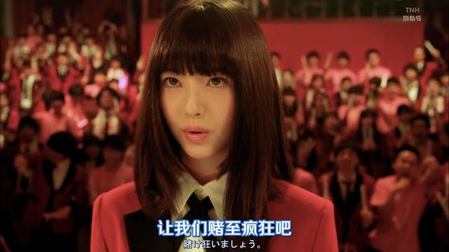 日本00后爆红女演员,滨边美波坚持每天自己做饭