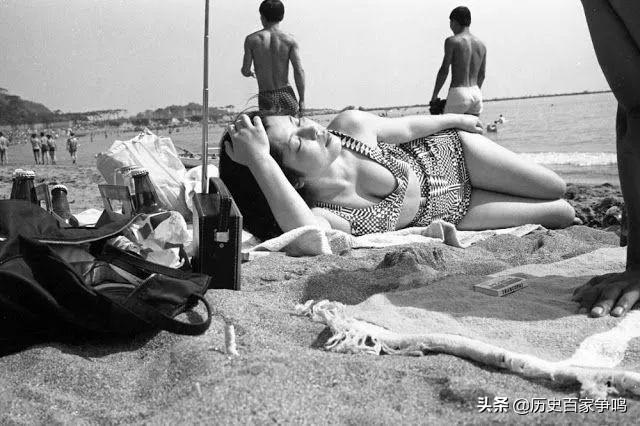 1964年东京奥运会,日本重返世界,长崎海滩上透露着现代气息