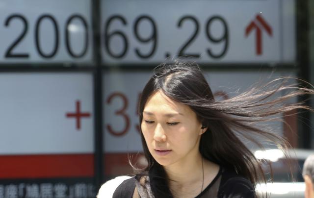 日本婚姻危机与女性社会问题:来自日本妻子们的独白