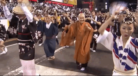 吃肉喝酒承认好色:这位96岁尼姑,成为日本年轻人最喜欢的网红