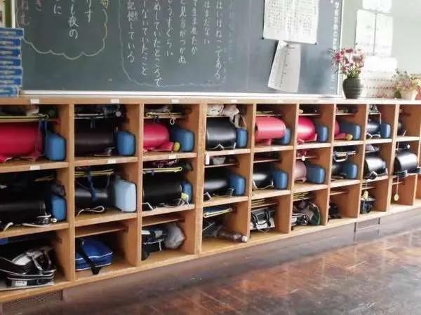 日本这个小孩火了!为什么在教育上,日本人从不手软?值得深思