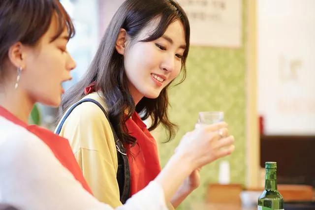 如何与“对海外无感”的日本人交朋友?谈谈日本年轻人的内向意识