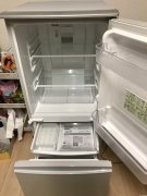 横浜市金沢区有料出一台冰箱