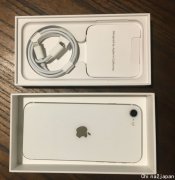 SE2新苹果 中古价格出售 横滨 白色 2台