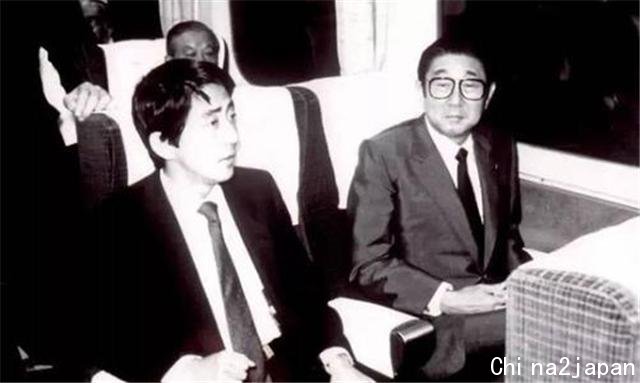 安倍家族一门三首相:权力下的顶级日本门阀