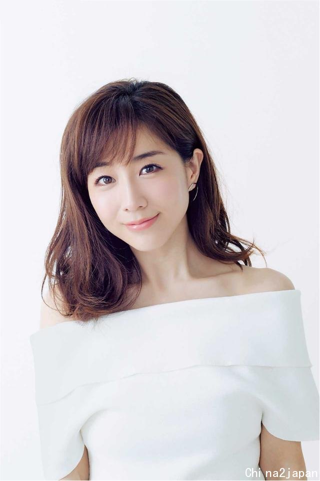 36岁的日本女主播田中美奈实,活出了这个年纪女人最优雅的样子