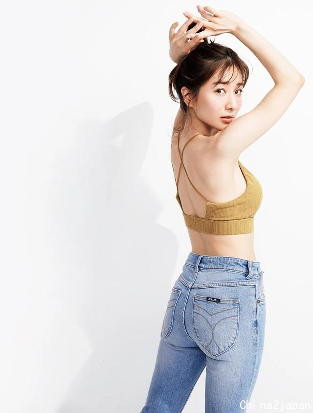 36岁的日本女主播田中美奈实,活出了这个年纪女人最优雅的样子