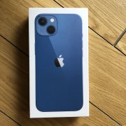 出全新未使用 iPhone 13 128GB 蓝色