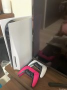 PS5 光驱版+一个粉色手柄