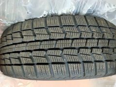 出售175/65R14日本制雪胎,飞度，ノート，キューブ，デミオ，ベリーサ，ヴィッツ等可用