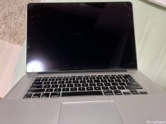 MacBook Pro 2015 15寸 16+512