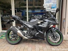 出摩托车ninja250